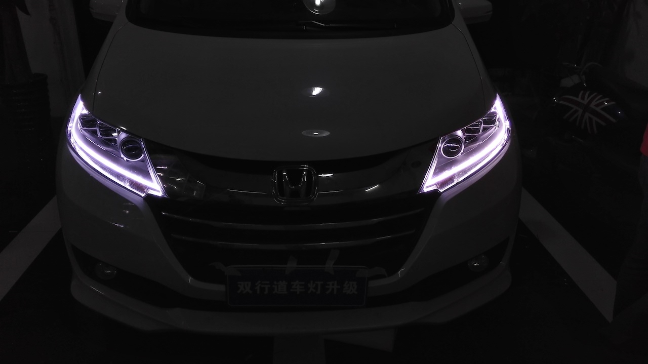 南寧雙行道車燈改裝-全新奧德賽LED大燈升級(jí)海拉5