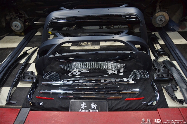 奔馳S320L改裝S65包圍，卡鉗噴漆 --湖南長(zhǎng)沙專業(yè)奔馳改裝