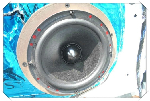 奔馳E260音響改裝 升級(jí)德國佛倫詩套裝喇叭——常州至上音樂專業(yè)汽車音響改裝