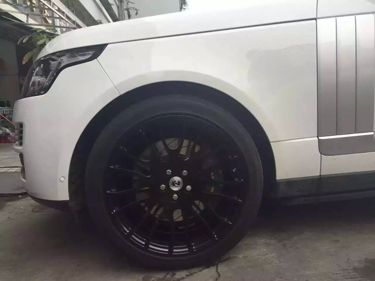 路虎，裝22寸 美國 鍛造 MSE