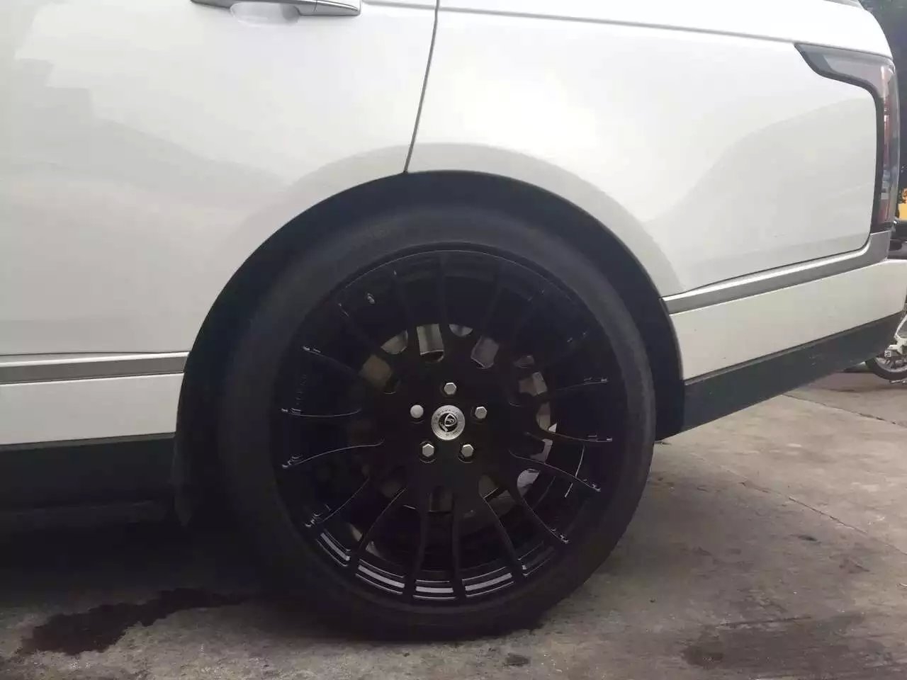 路虎，裝22寸 美國 鍛造 MSE