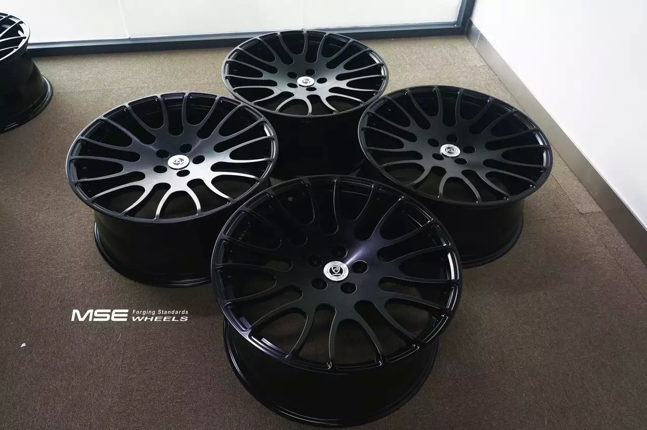 路虎，裝22寸 美國 鍛造 MSE