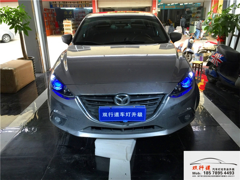 南寧雙行道車燈改裝-昂克塞拉升級巖崎海拉5雙光
