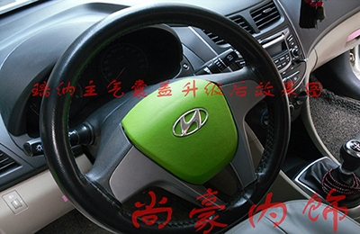 現(xiàn)代瑞納門板主氣囊蓋內(nèi)飾升級(jí)