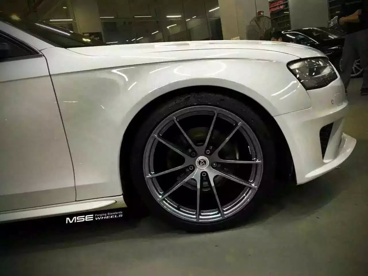 MS52R  for Audi A4L