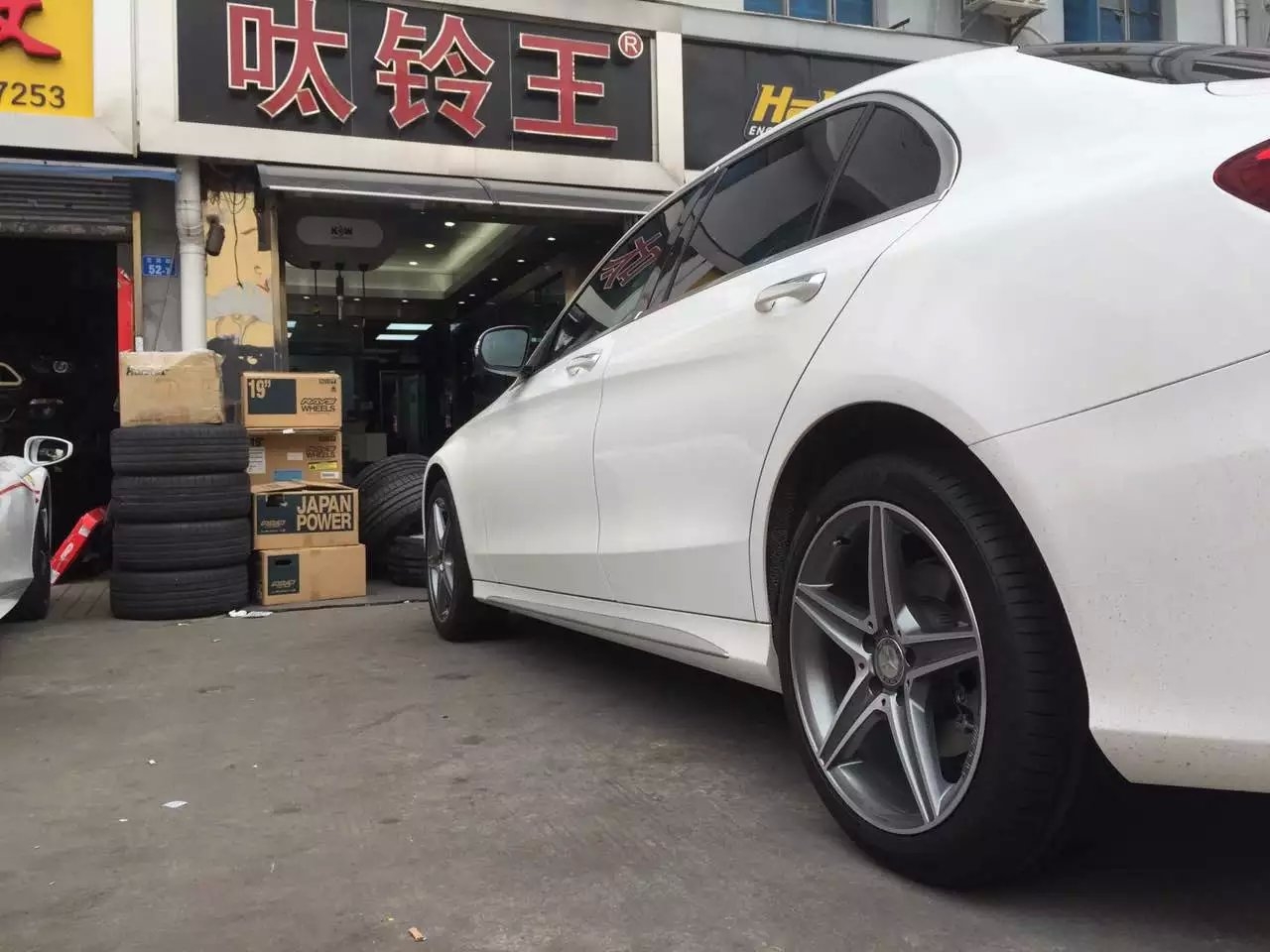 奔馳，裝原裝 18寸 AMG 效果大贊