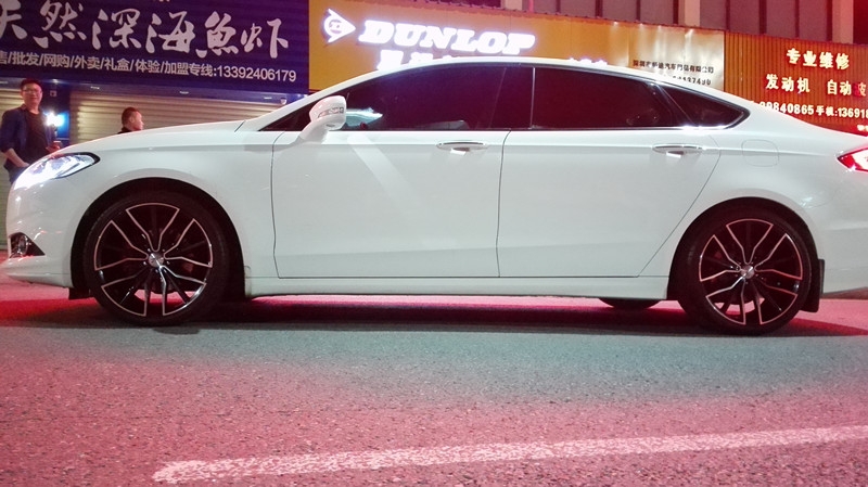 福特蒙迪歐改裝升級Zito品牌19寸8.5J  ET45 富誠改裝輪轂！我們的專業(yè)，用心服務(wù)！