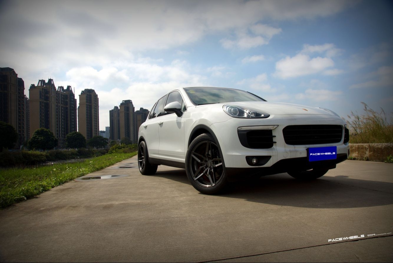 Facewheels & Porsche Cayenne