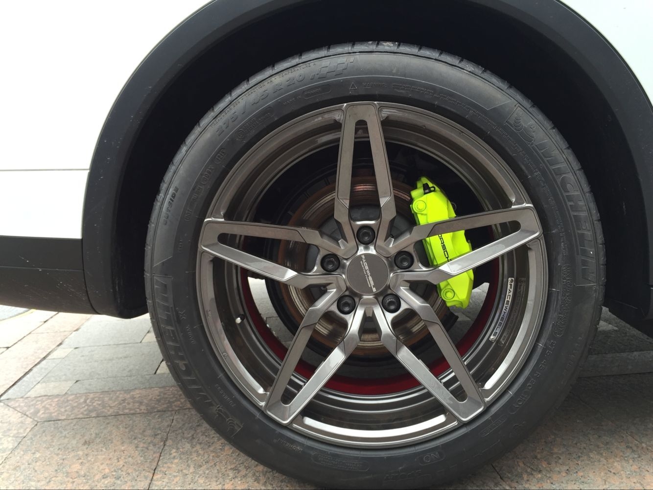 Facewheels & Porsche Cayenne
