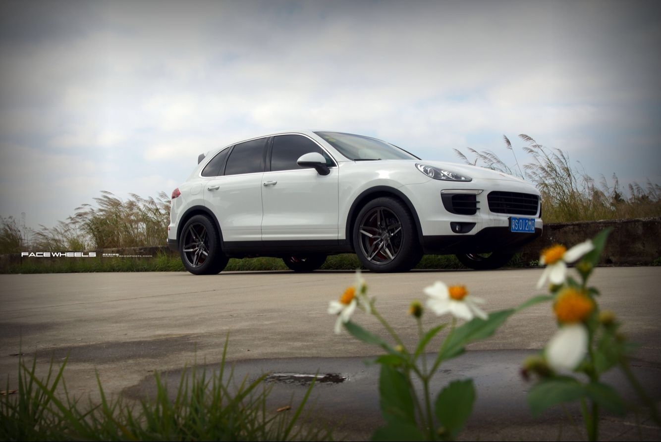 Facewheels & Porsche Cayenne