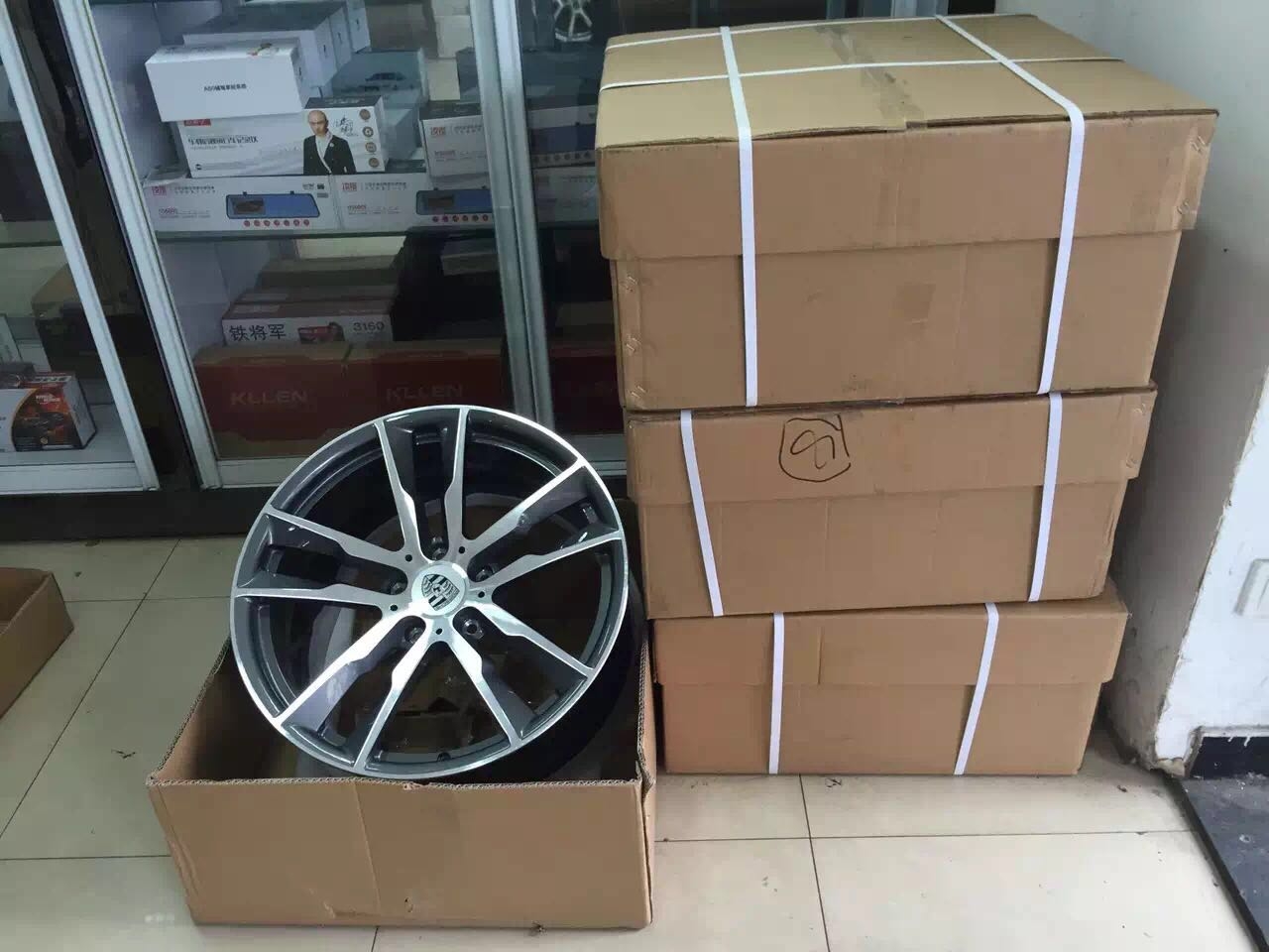 保時捷卡宴 升級295 40R20米其林 20寸鍛造輪轂