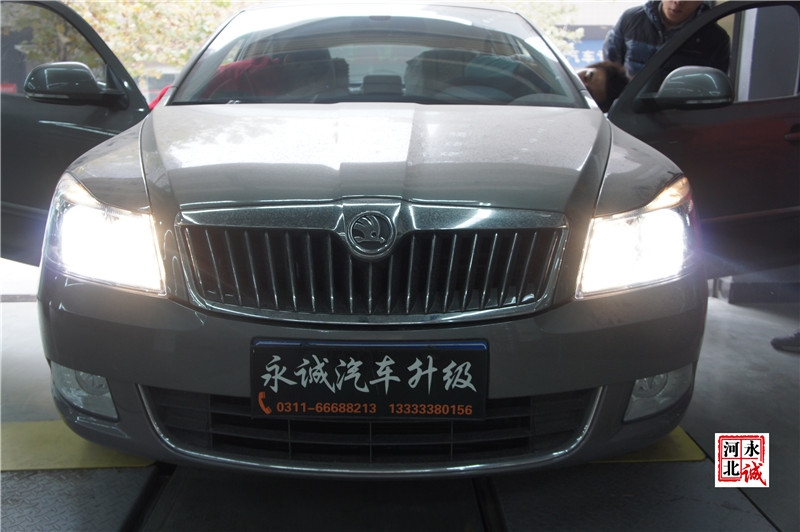 【永誠(chéng)汽車】邢臺(tái)改燈，明銳改裝Q5雙光透鏡，飛利浦4300K氙氣燈，歐司朗安定器