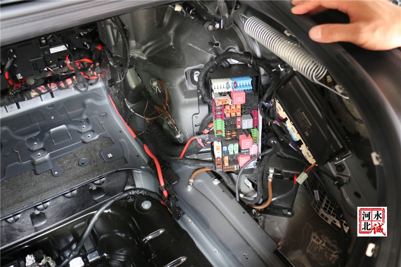 【永誠汽車】邢臺奔馳S320L原廠升級，舒適進入，電尾門，腳掃