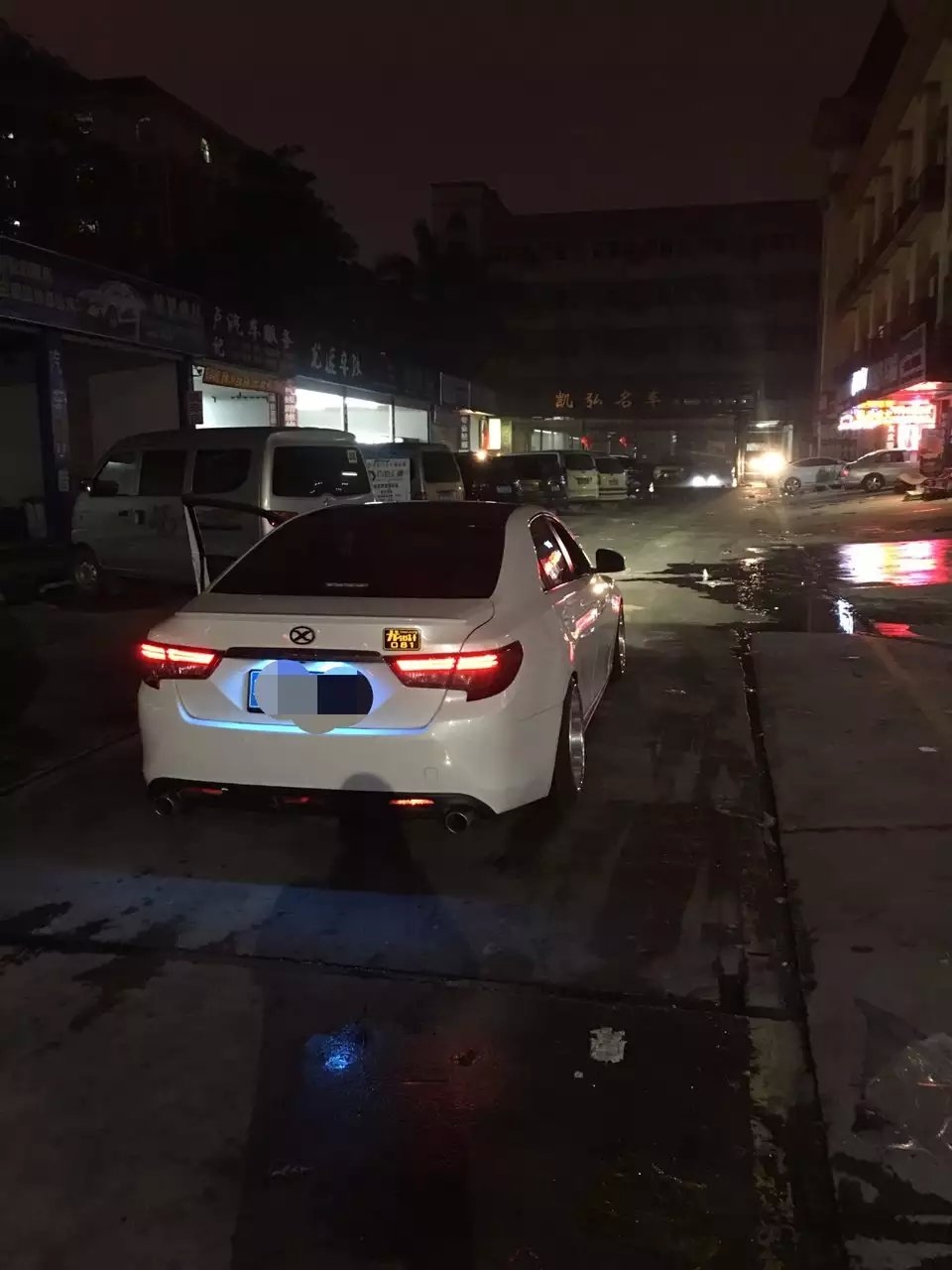 速騰大燈低配升原廠gli高配大燈總，新銳志燈火升級德國...