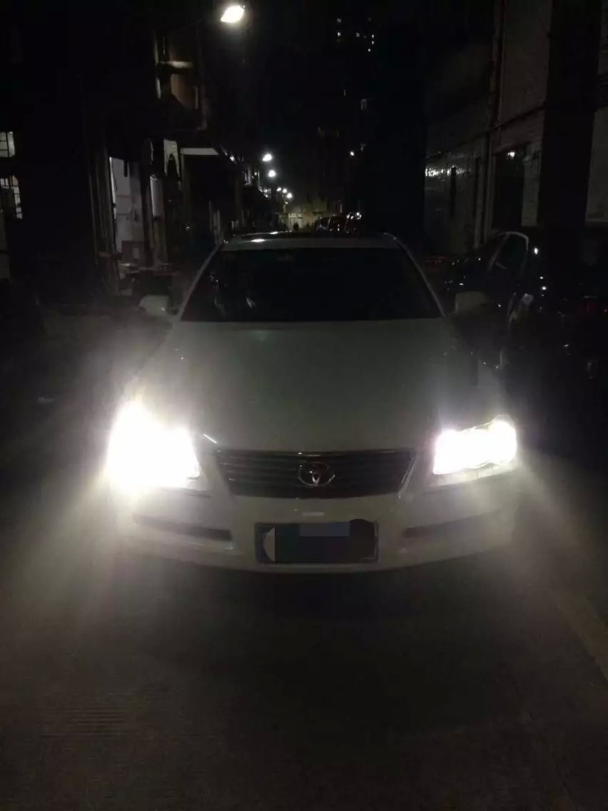 老銳志燈光升級(jí):霧燈專用雙光透鏡   深圳光速車改改燈