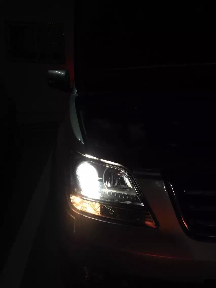 霸銳燈光升級德國海拉3雙光透鏡    深圳光速車改改燈