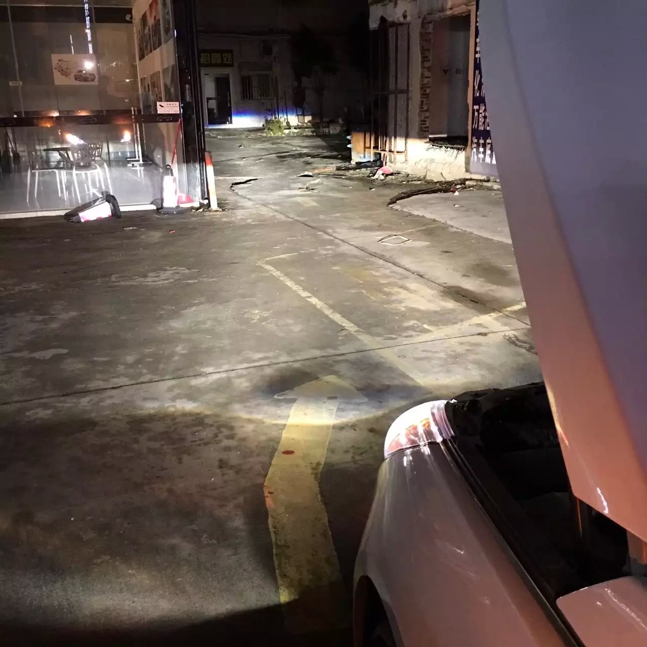 索八大燈改裝q雙光5透鏡    深圳光速車改改燈