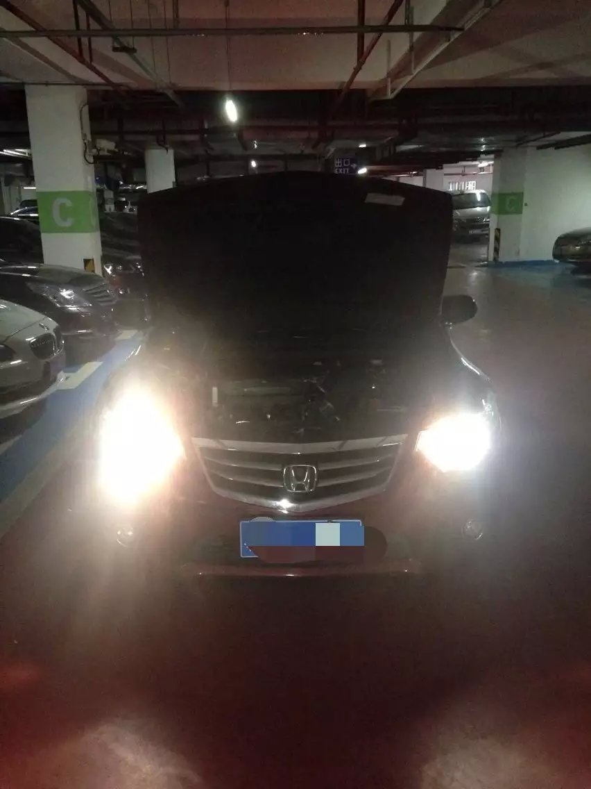 思鉑銳燈光升級德國海拉5透鏡    深圳光速車改改燈