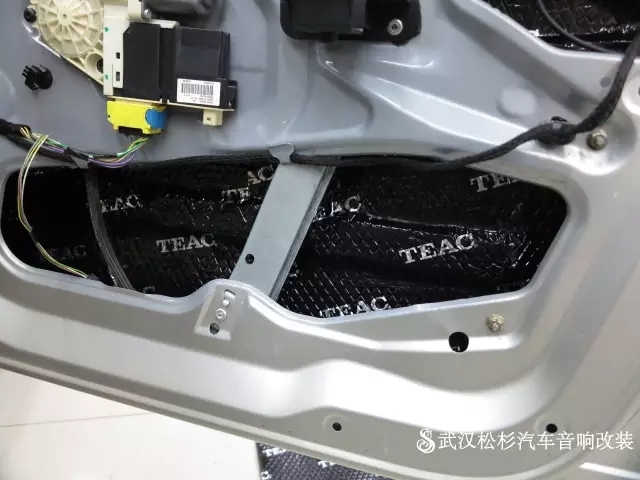 【武漢松杉汽車音響改裝店】標(biāo)致307前門汽車隔音