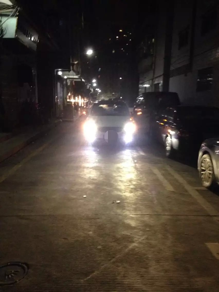 歐德賽燈光升級德國海拉透鏡    深圳光速車改改燈