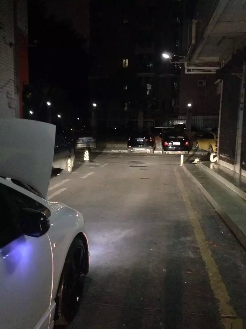 歐德賽燈光升級德國海拉透鏡    深圳光速車改改燈