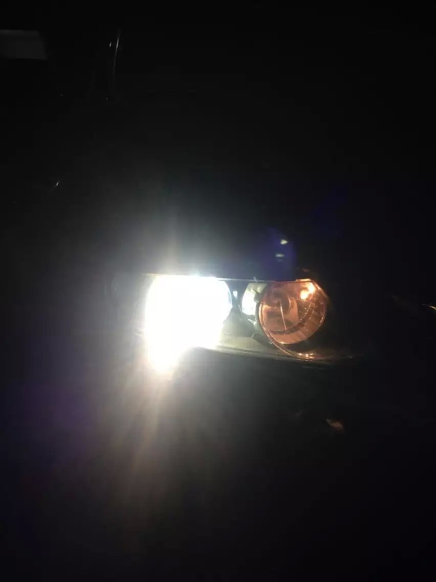 奧德賽燈光2小時(shí)速度完工改裝q5透鏡    深圳光速車改改燈