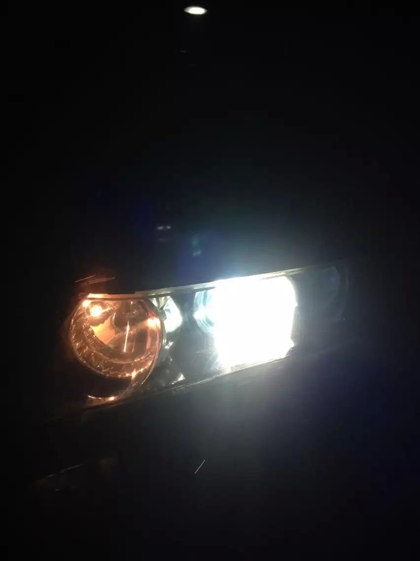 奧德賽燈光2小時(shí)速度完工改裝q5透鏡    深圳光速車改改燈