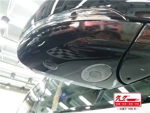 路虎攬勝360度全景安全行車/泊車輔助記錄系統(tǒng)