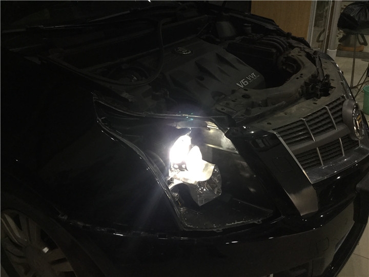 凱迪拉克SRX車燈改裝氙氣燈海拉雙光透鏡與眾不同