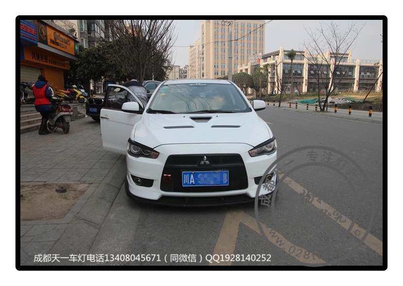 成都翼神車燈改裝升級氙氣燈雙光透鏡天使眼日行燈