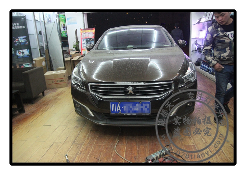 成都標(biāo)志508改燈車(chē)燈改裝升級(jí)德國(guó)原裝海拉5透鏡歐司朗CBI氙氣燈