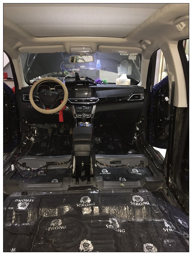 昆明汽車(chē)隔音降噪,大邁X5全車(chē)獅龍隔音降噪,解決胎噪、路噪、發(fā)動(dòng)機(jī)噪音！