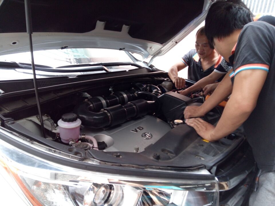 漢蘭達(dá)3.5專用進(jìn)氣提升動(dòng)力改裝水冷型大功率電動(dòng)渦輪增壓器LX3971S