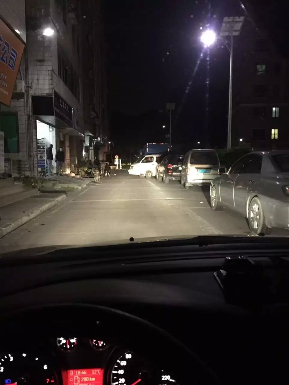 經(jīng)典?？怂管嚐羯塹5雙光透鏡   深圳光速車改改燈