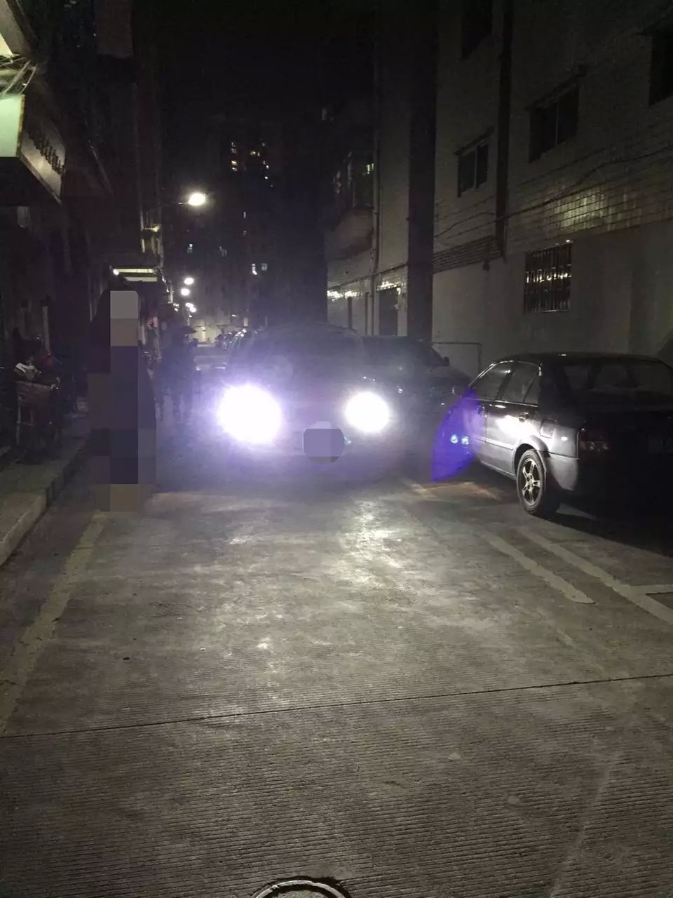三菱燈光升級q5雙光透鏡    深圳光速車改改燈