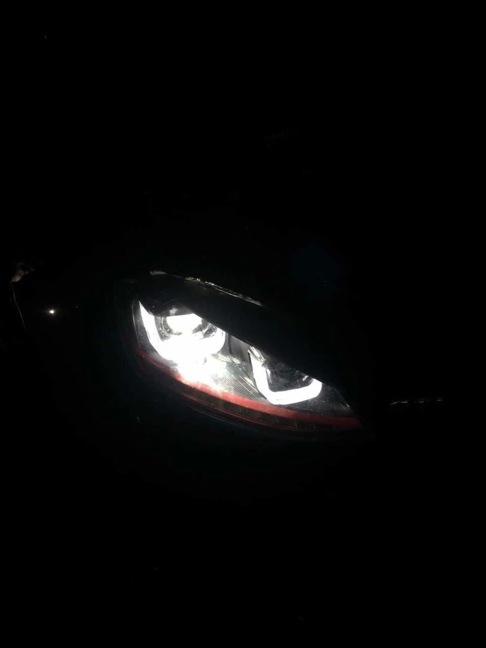 新高爾夫7大燈改裝德國海拉5雙光透鏡    深圳光速車改改燈