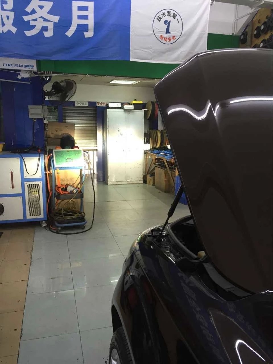 奧迪q7大燈升級q5雙光透鏡     深圳光速車改改燈
