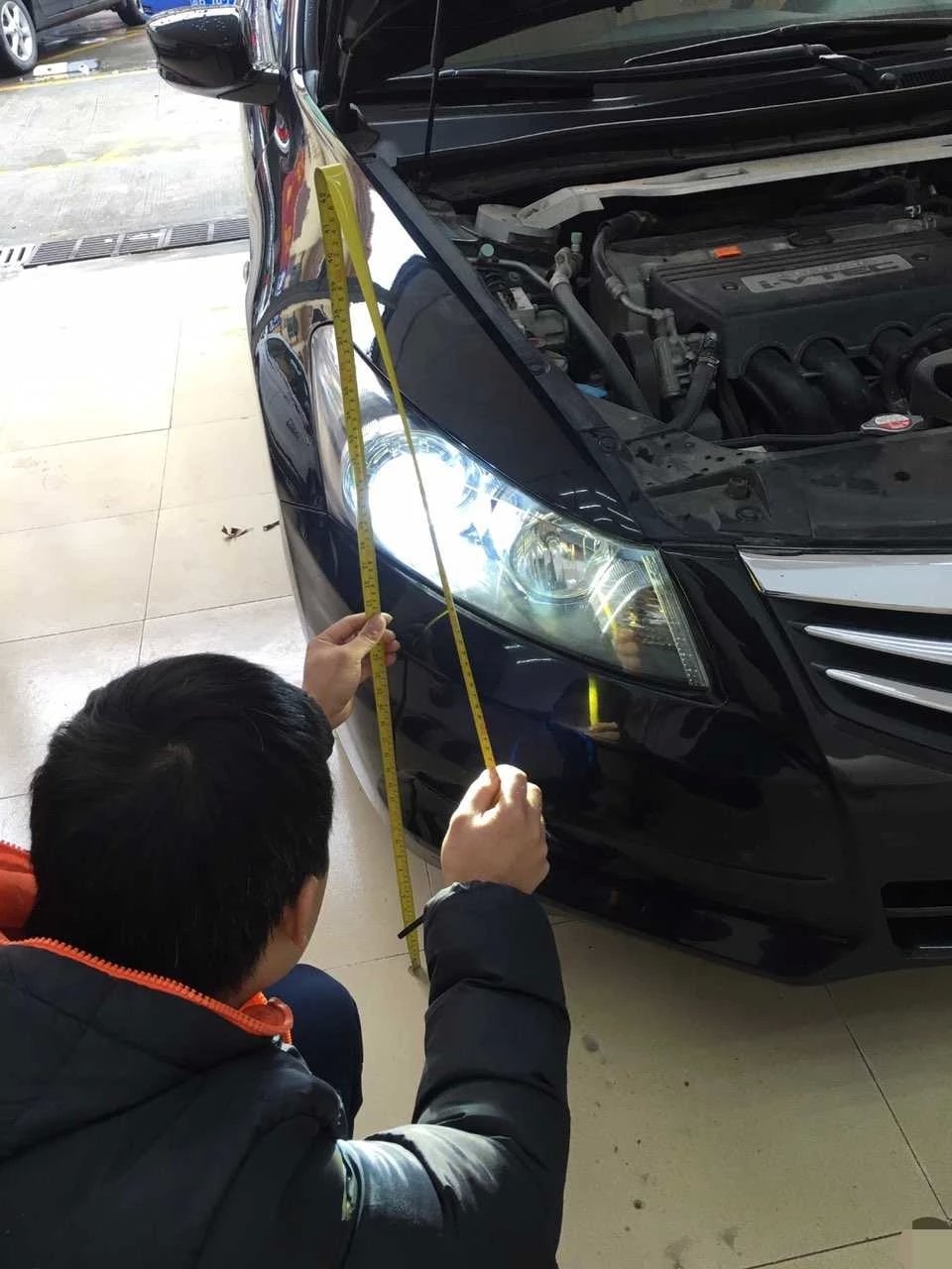 雅閣8燈光升級(jí)q5雙光透鏡    深圳光速車改改燈