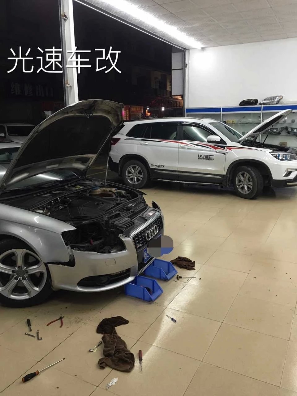 老奧迪a4車燈升級21點博世雙光透鏡    深圳光速車改改燈