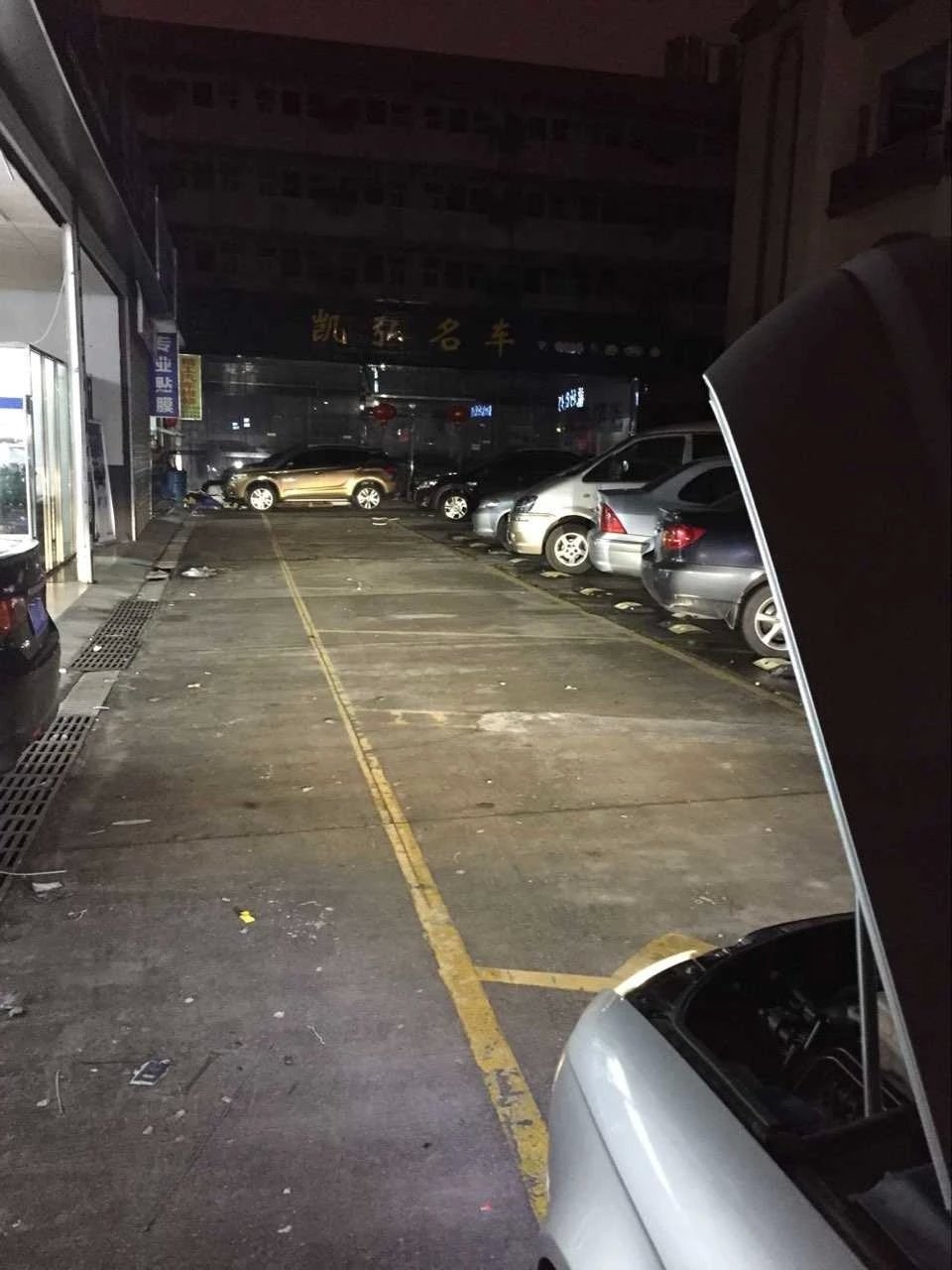 老奧迪a4車燈升級21點博世雙光透鏡    深圳光速車改改燈