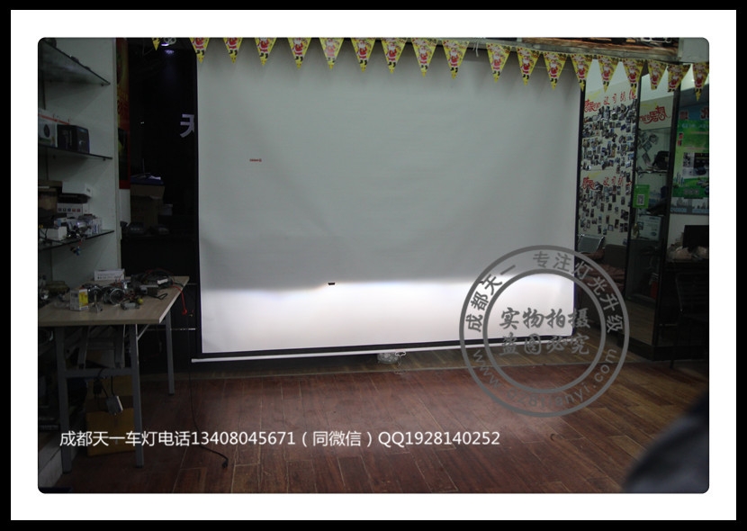 成都福特福睿斯車燈改裝氙氣燈藍色惡魔眼