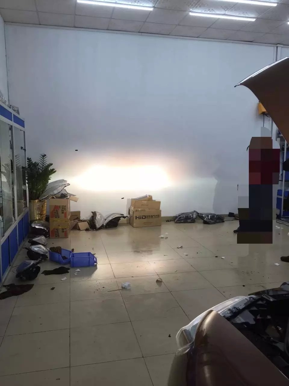 新奇駿燈光升級(jí)q5雙光透鏡    深圳光速車改改燈