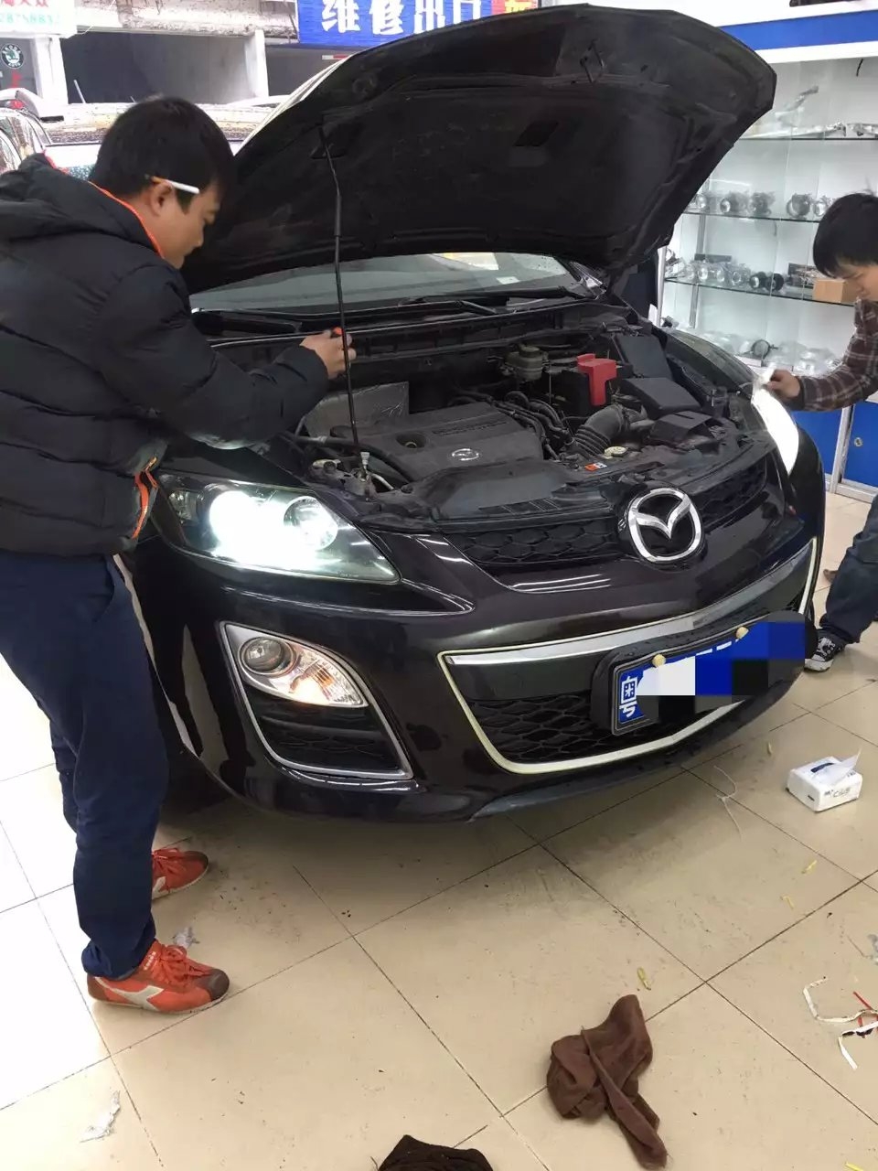 馬自達cx7燈光升級q5透鏡    深圳光速車改改燈