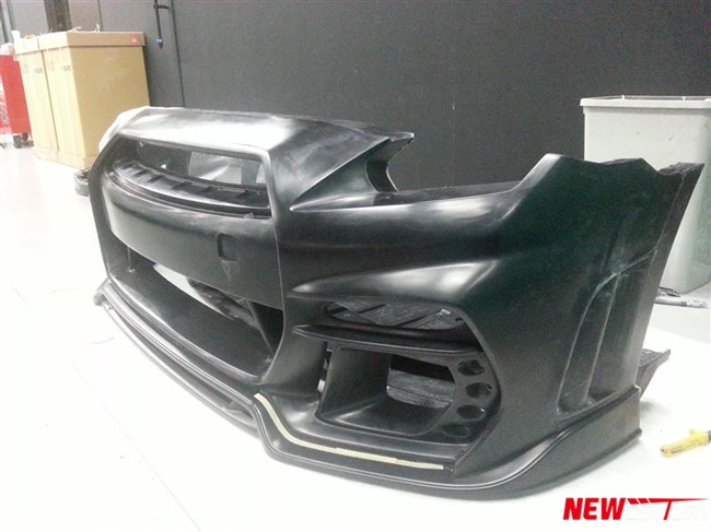 日產(chǎn)R35改裝狼炎寬體大包圍 日產(chǎn)GTR改裝Rowen套件