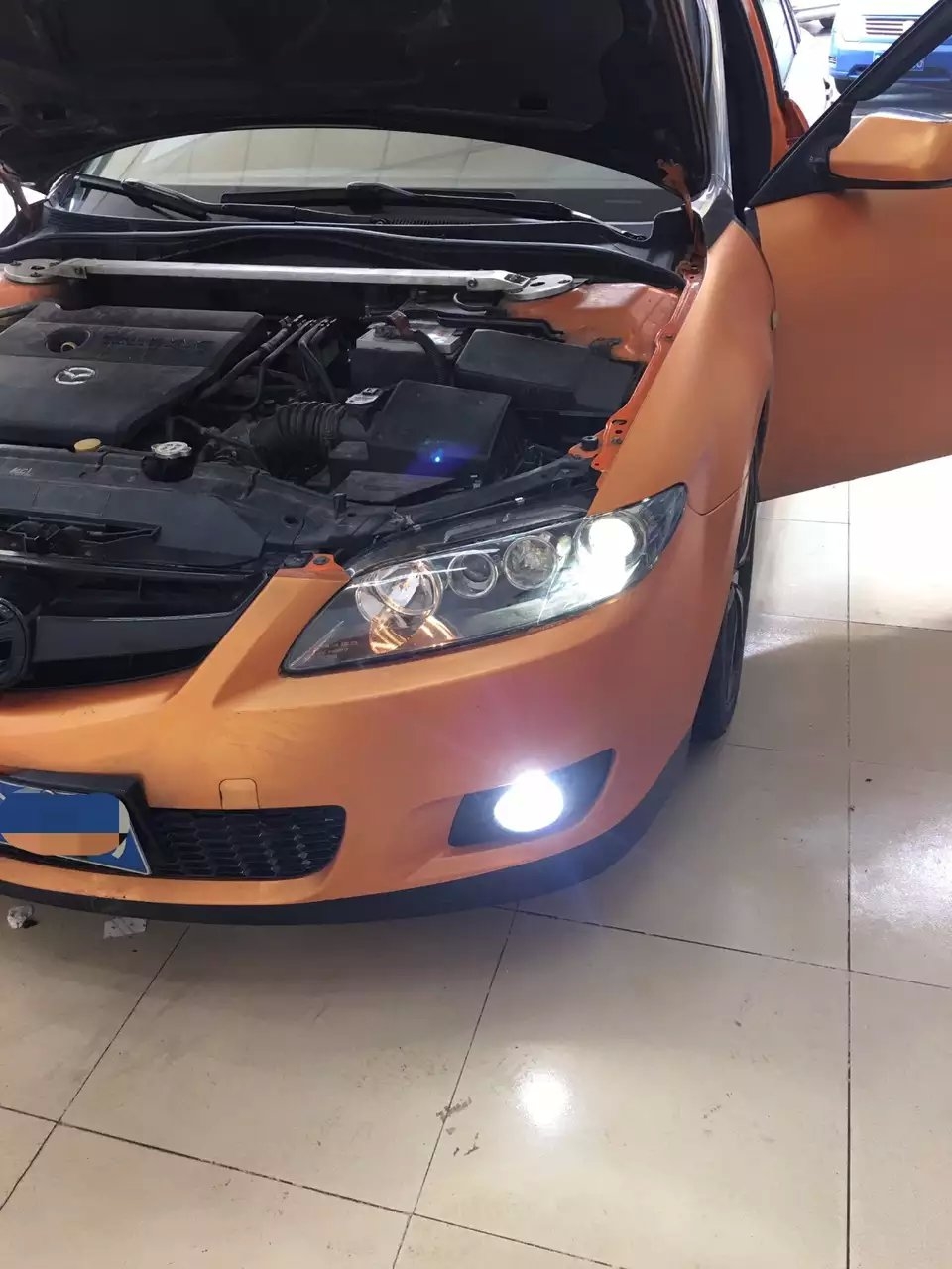 馬6燈光升級(jí)Q5雙光透鏡    深圳光速車改改燈