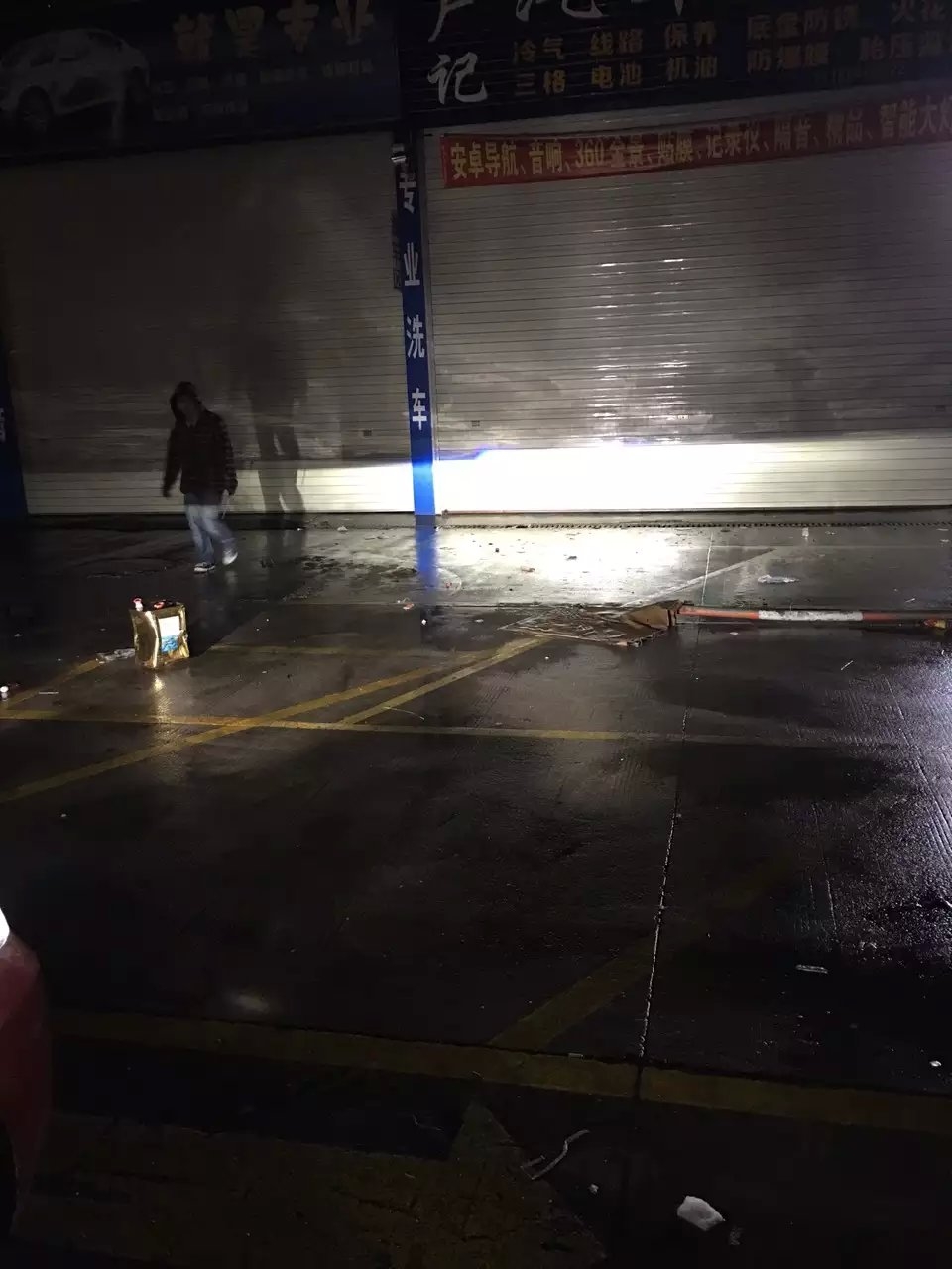 騏達大燈加裝Q5雙光透鏡    深圳光速車改改燈