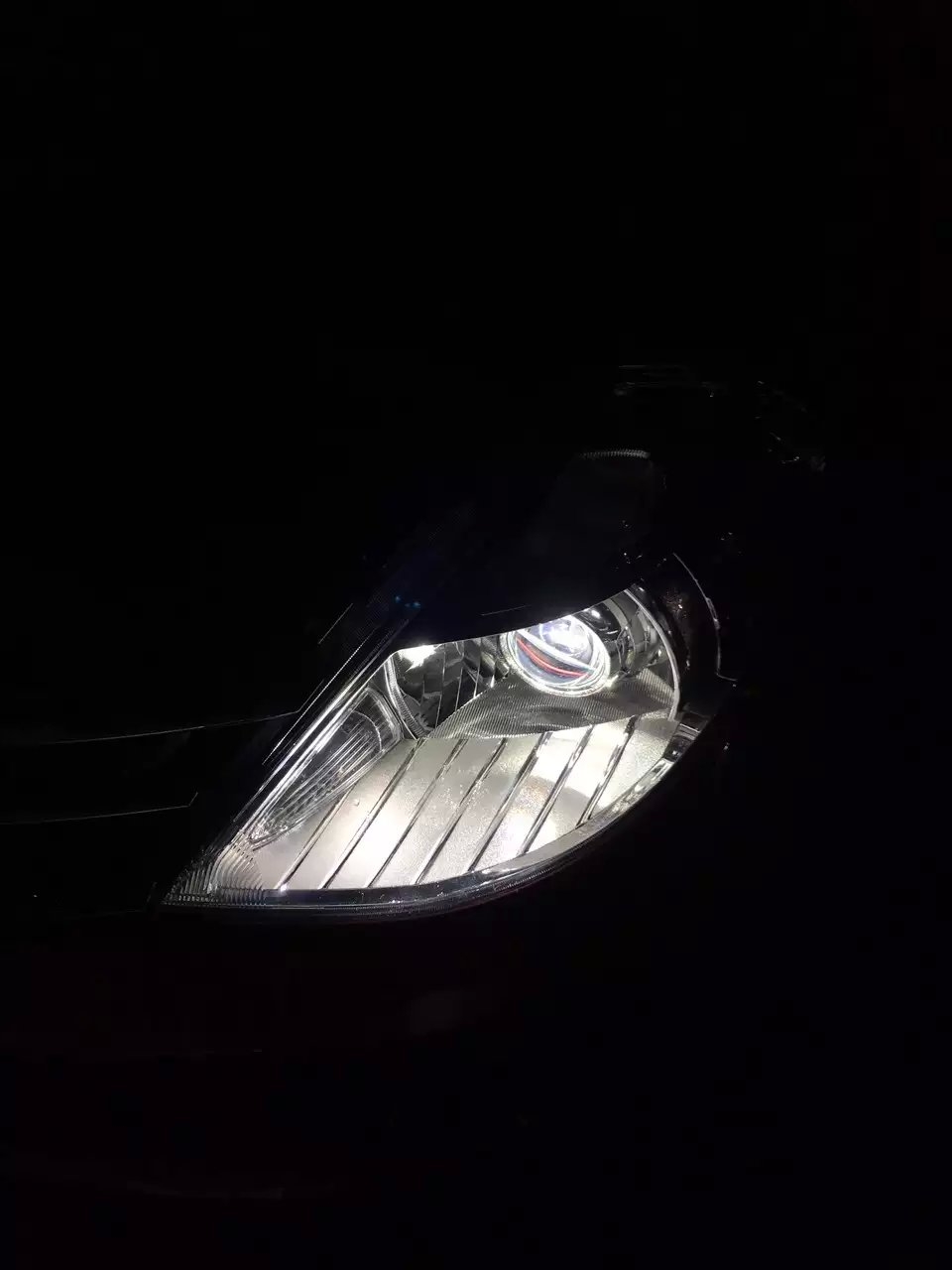 騏達大燈加裝Q5雙光透鏡    深圳光速車改改燈