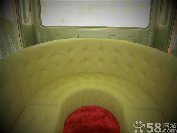 鄭州汽車改裝內(nèi)飾改裝商務(wù)車改裝,碧蓮內(nèi)飾改裝