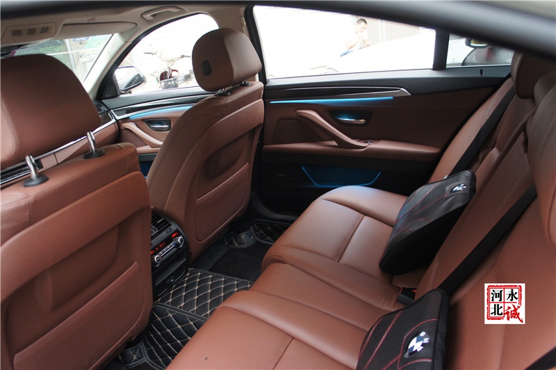 【永誠汽車】石家莊寶馬525Li改裝副廠雙色氛圍燈，橙黃，冰藍可調(diào)