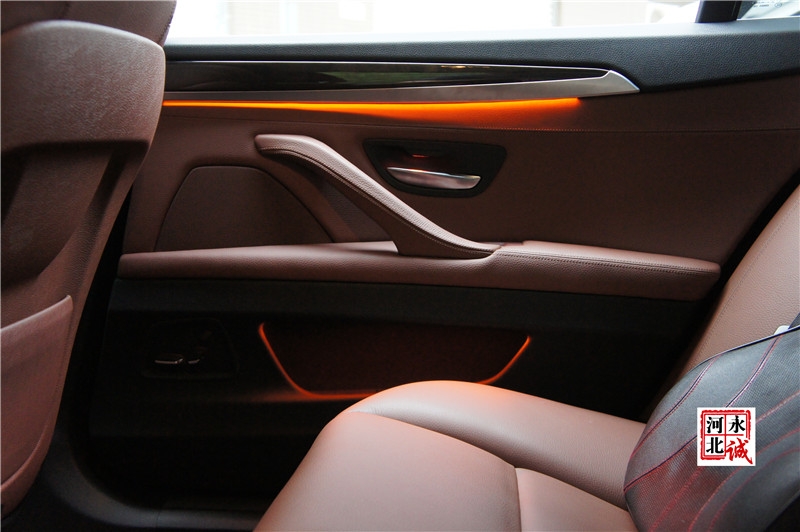 【永誠汽車】石家莊寶馬525Li改裝副廠雙色氛圍燈，橙黃，冰藍可調(diào)